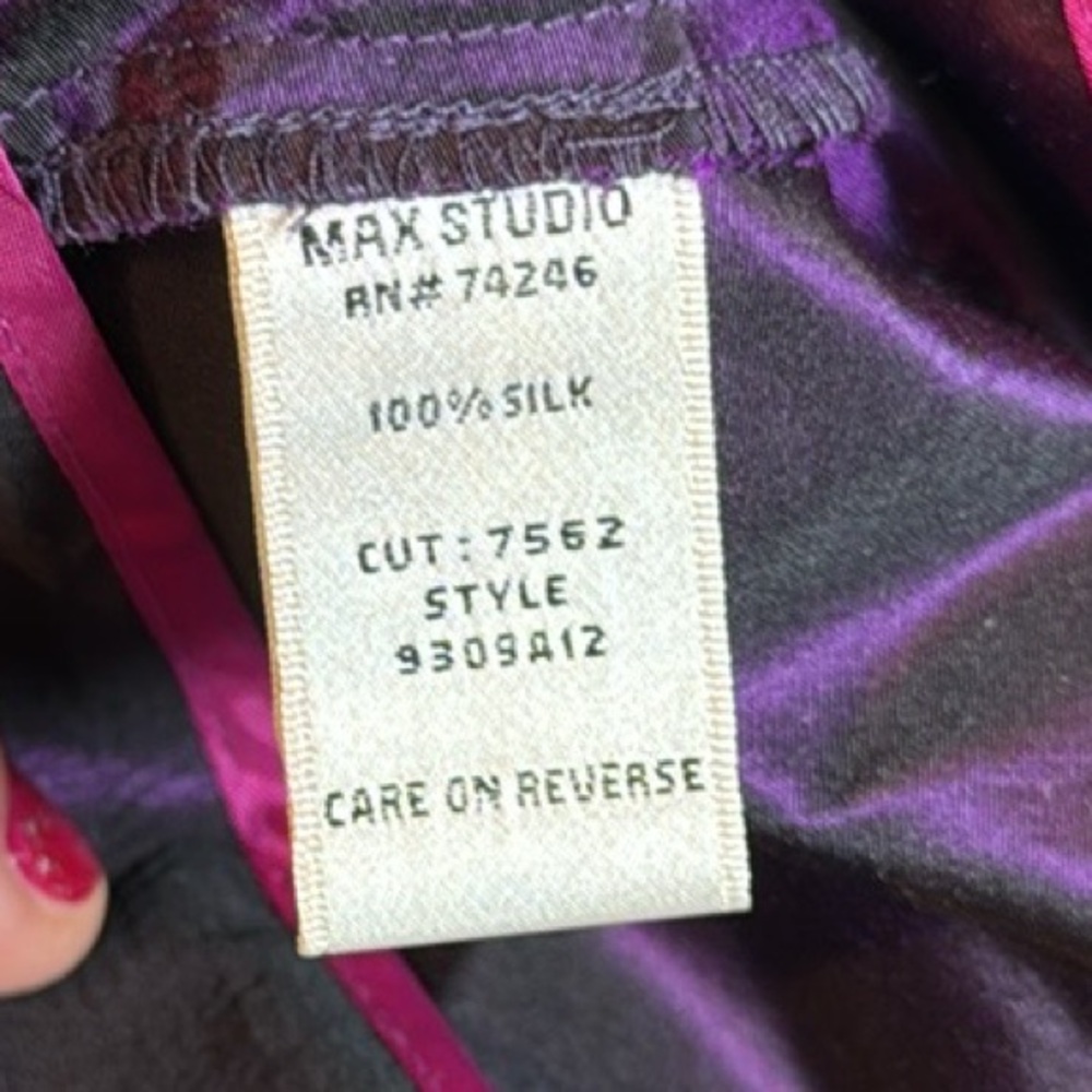 Vintage MAX STUDIO Designer Silk Retro Iridescent Purple/Black Maxi Skirt Size 8 - Picture 6 of 9